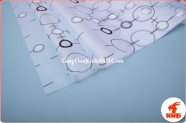 Mẫu giấy dán kính hoa văn trang trí mã A04