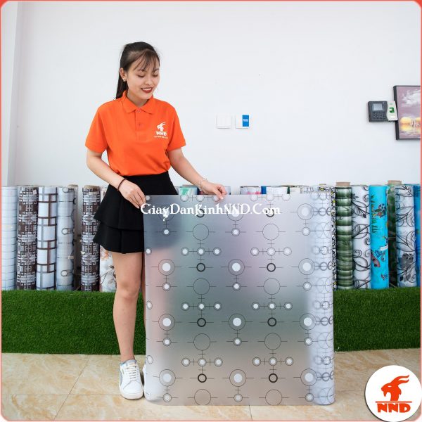 Mẫu giấy dán kính hoa văn trang trí mã A04
