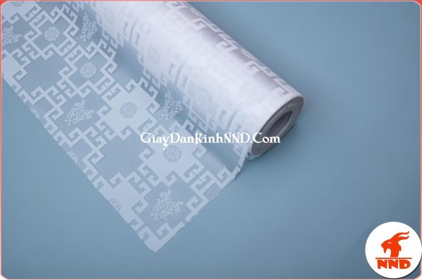 Giấy dán kính chữ thọ trắng mã A06