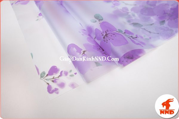 Giấy dán kính trang trí hoa đào tím mã A20