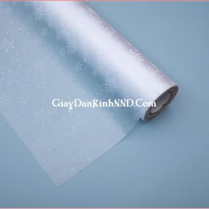 Giấy dán kính trang trí mã A22 là mẫu giấy dán kính hình bông tuyết trắng