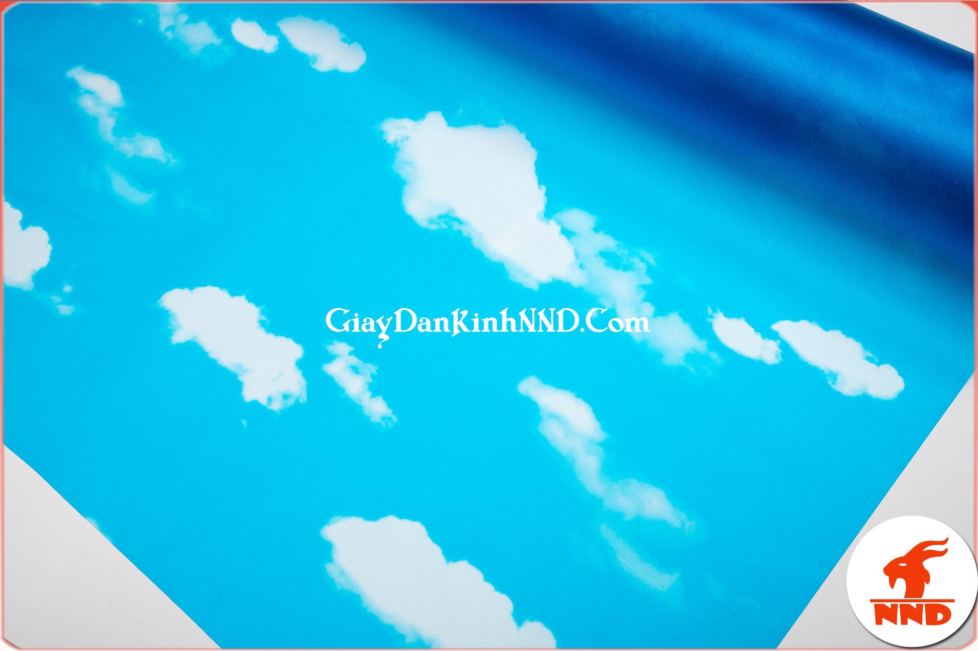 Mẫu giấy decal dán kính hình mây trời mã A30