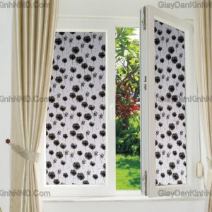 Giấy dán kính trang trí cửa sổ phòng ngủ