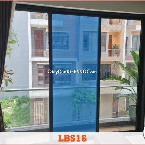 Ảnh thi công thực tế lên kính của sản phẩm phim cách nhiệt mã LBS16