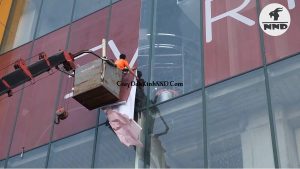 Thợ dán kính của NND cam kết là thợ chuyên nghiệp nhất với tay nghề cao nhất Việt Nam. Không ngại công trình khó công trình khổ.. Chỉ vần khách yêu cầu là sẽ làm.