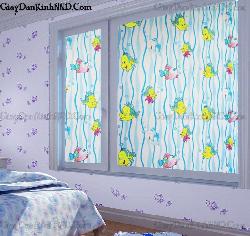 Với sự trẻ trung, ngội nghĩnh và đang yêu. Mẫu giấy dán kính mã A08 rất thích hợp cho các bậc phụ huynh lựa chọn dán trang trí cho cửa kính phòng bé yêu của mình.