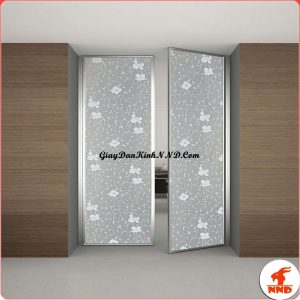 A60 là một trong những mã giấy decal dán kính rất được ưa chuộng với được nét hoa văn tinh tế cùng gam màu trắng rất được ưa chuộng nhờ sự an toàn