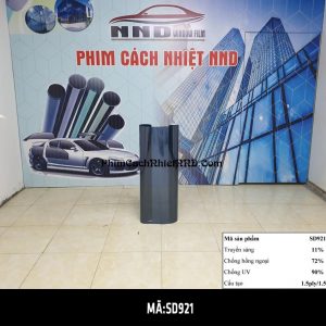 P1 hay SD901 là mã phim cách nhiệt phản quang màu đen ánh xanh giá rẻ rất được ưa chuộng