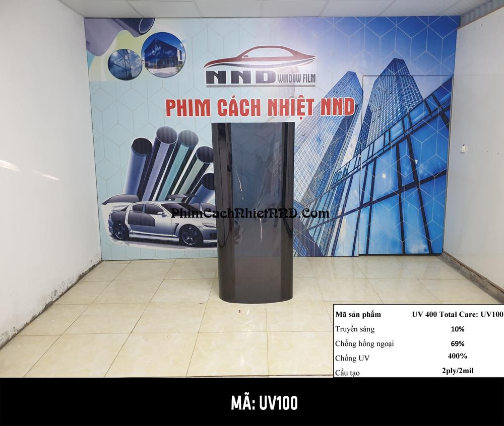 UV100 là mẫu phim cách nhiệt màu tối có phản quang thuộc nhóm UV400 Total Care. Phim cách nhiệt UV 100 là mẫu phim đứng top 1 và được ưa chuộng nhất tại Việt Nam hiện nay