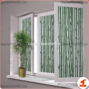 Mang không gian xanh vào phòng với mẫu decal dán kính hình cây trúc già. Giấy dán kính trang trí hình cây trúc mang không gian xanh mát vào ngôi nhà của bạn
