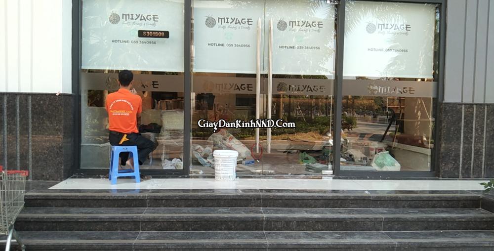 Hình ảnh công trình dán logo mờ Miyage