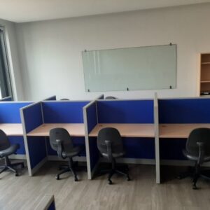 Module Bàn Làm Việc 8 Người Vách Ngăn Nỉ - BLVVP54