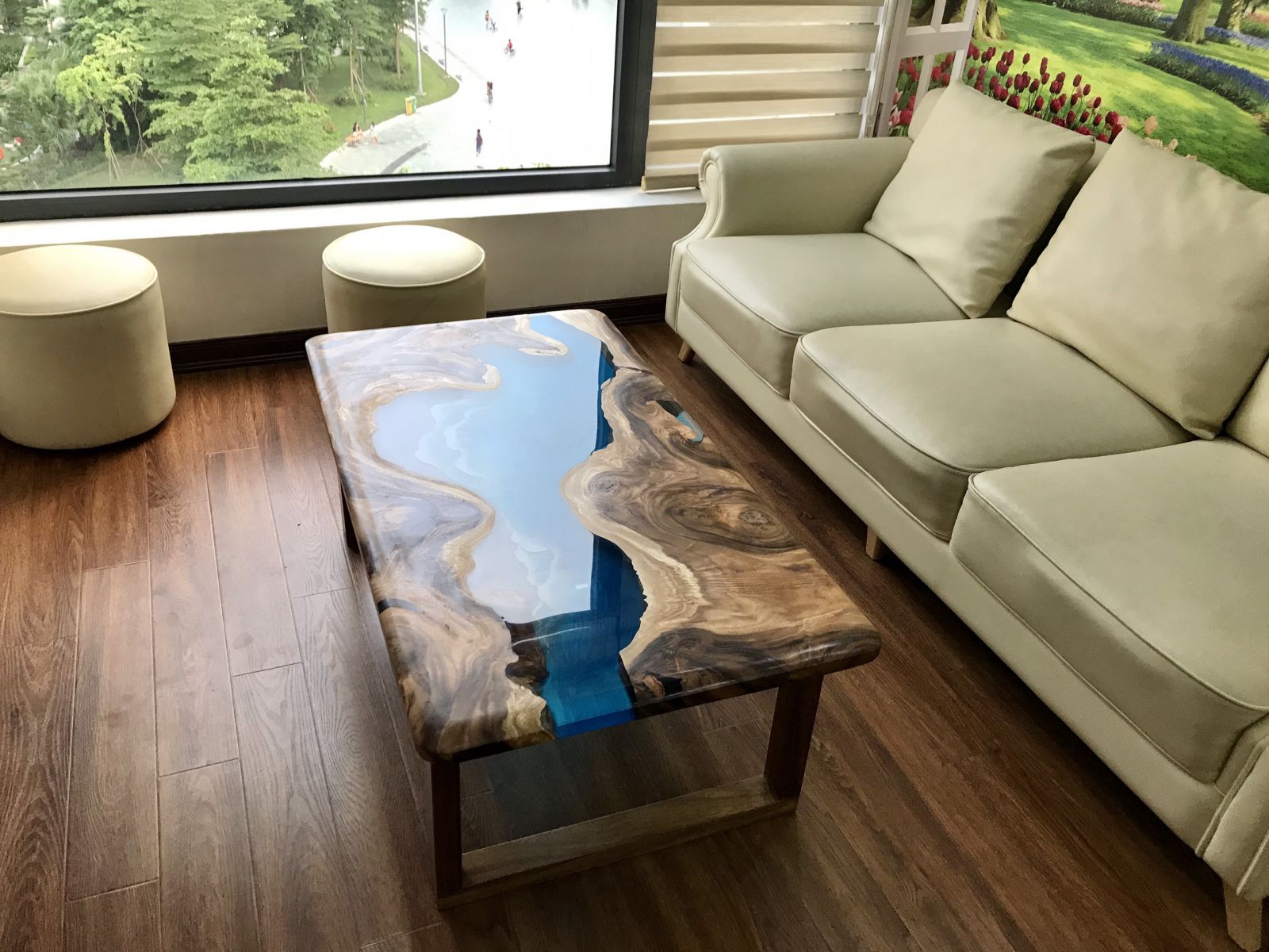 Bàn sofa epoxy chân gỗ tự nhiên chữ U - BTVP40 4 Bàn sofa epoxy