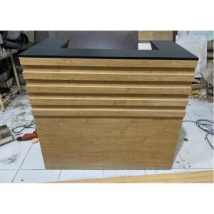 Quầy Lễ Tân Chữ U 1m2 – QLTVP23