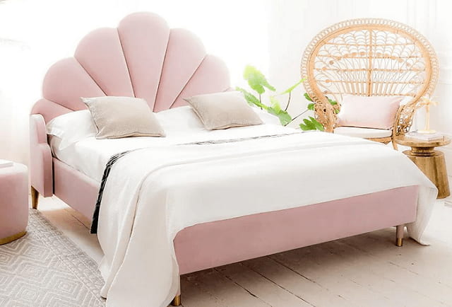 Mẫu giường ngủ sang chảnh dành cho các công chúa điệu đà