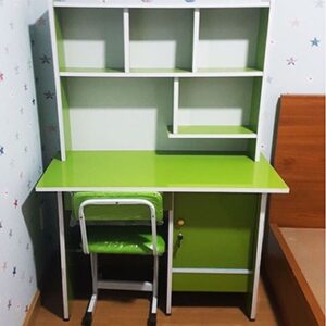 Bàn học màu xanh lá đẹp