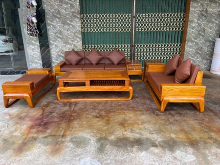 Sofa Gỗ Hương Đỏ 2m4 – SGVP06