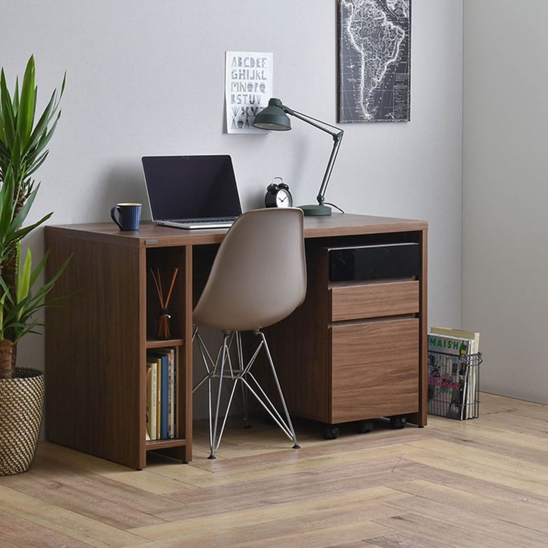 Mẫu bàn với thiết kế đẹp được làm bằng gỗ MDF – BLVGVP34