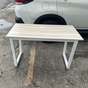 Bàn Làm Việc Chân Sắt Chữ U 1m2 Sơn Tĩnh Điện - BLVVP63