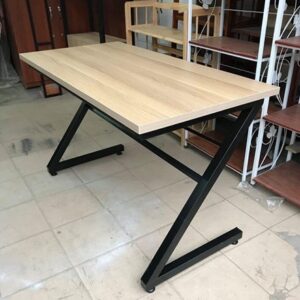 Bàn Làm Việc Chân Sắt Chữ Z – BLVVP66