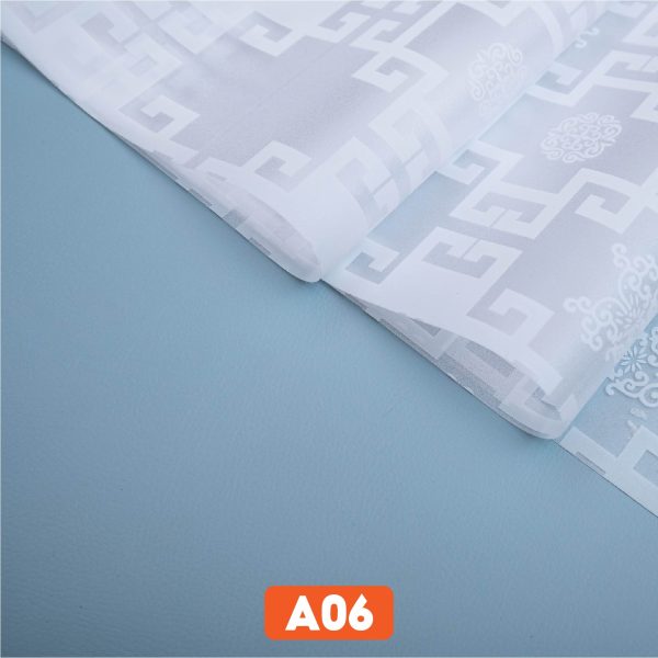 Giấy dán kính chữ thọ trắng mã A06