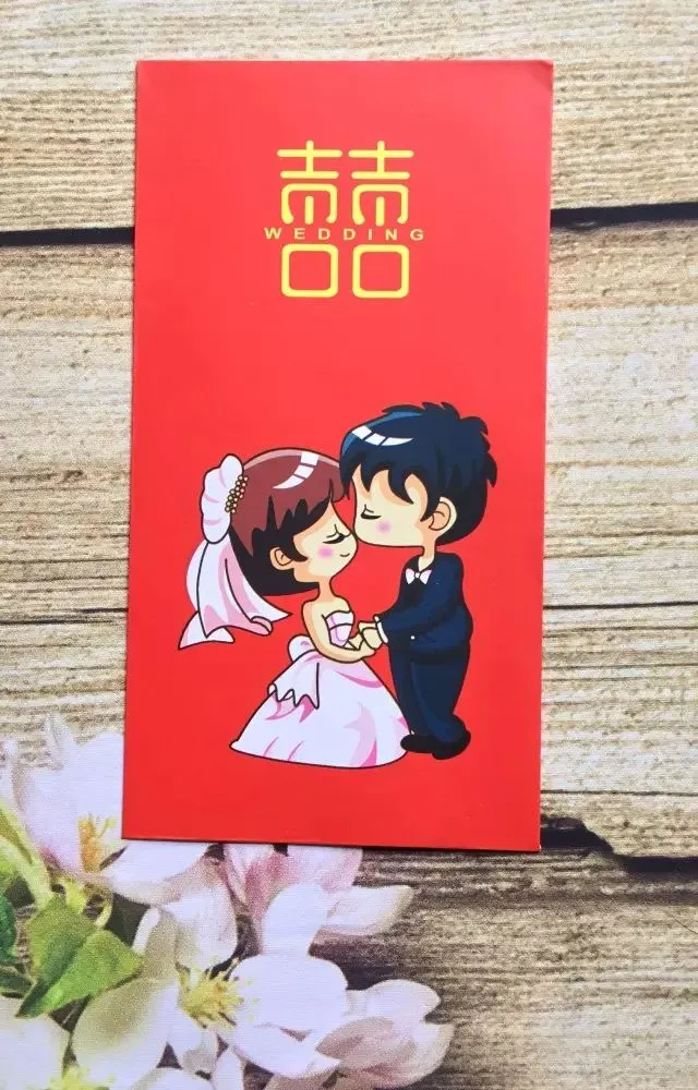Phong bao lì xì cưới in hình cô dâu chú rể đáng yêu thu hút