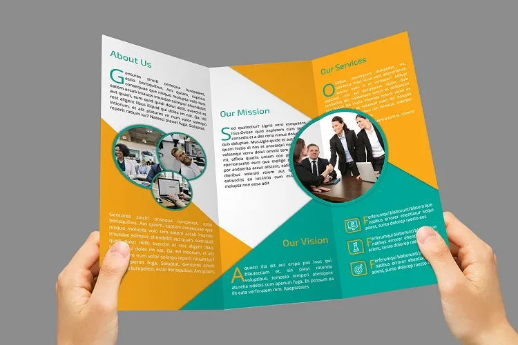Brochure công ty màu cam, xanh thiết kế hình học đa dạng