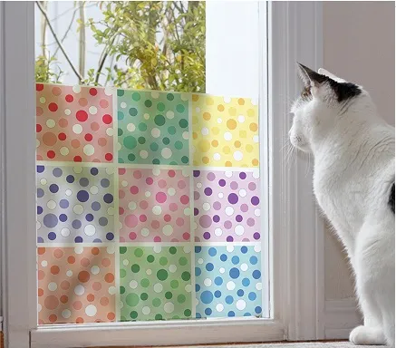 Cách dán decal lên kính không nhăn hiệu quả