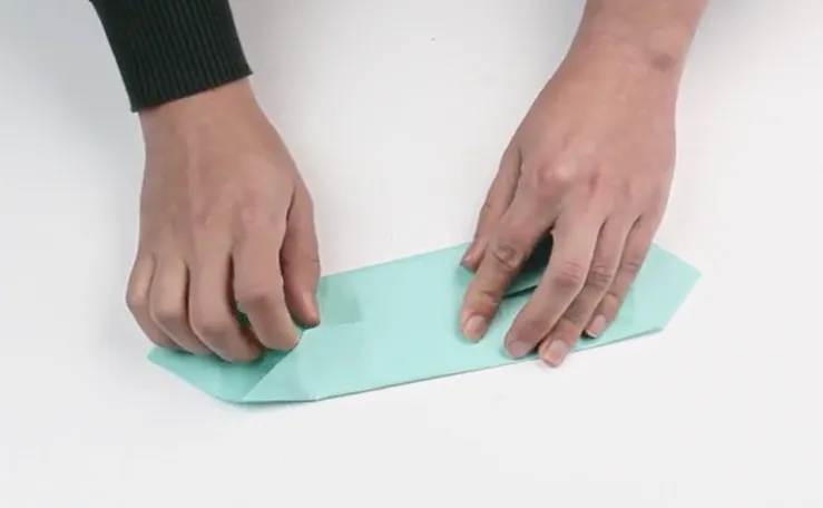 Gấp tiếp mép trên và dưới