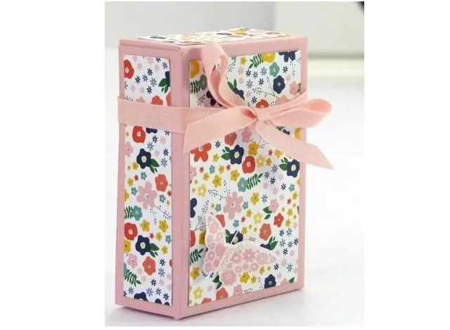 Hộp giấy hình chữ nhật nắp liền tông hồng