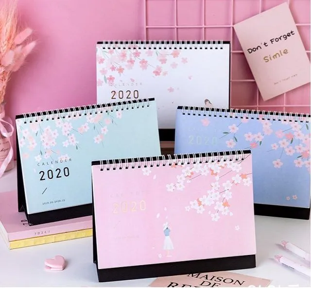 Lịch để bàn hoa đào