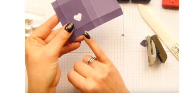 Bước 3: Tạo hình trái tim